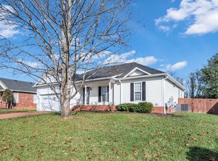 160 Putter Point Dr, Gallatin, TN 37066