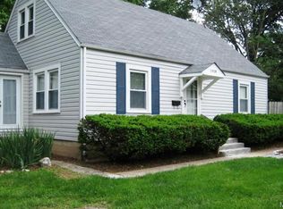 1918 Easton Pl, Saint Charles, MO 63301