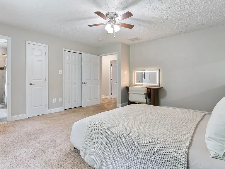 12418 Red Rock Ct — Photo 16