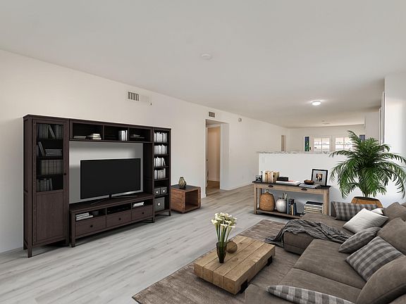 4th image of 2511 E Aster Dr