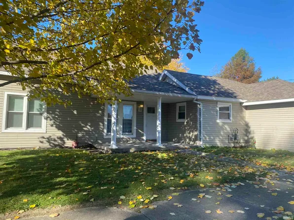 220 S Main St, Sharpsville, IN 46068