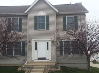 1404 Montgomery St, Normal, IL 61761