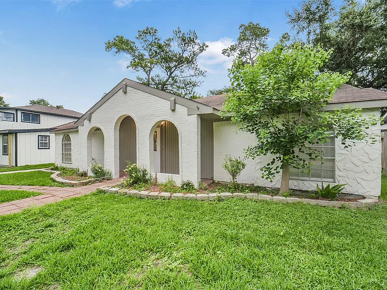 23122 Whispering Willow Dr — Photo 7