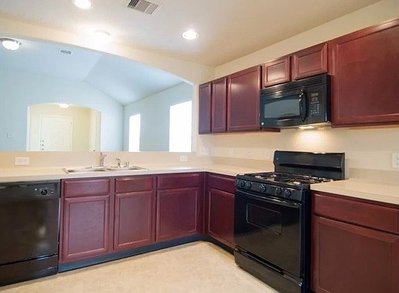 3rd image of 17031 Beretta Bend Dr