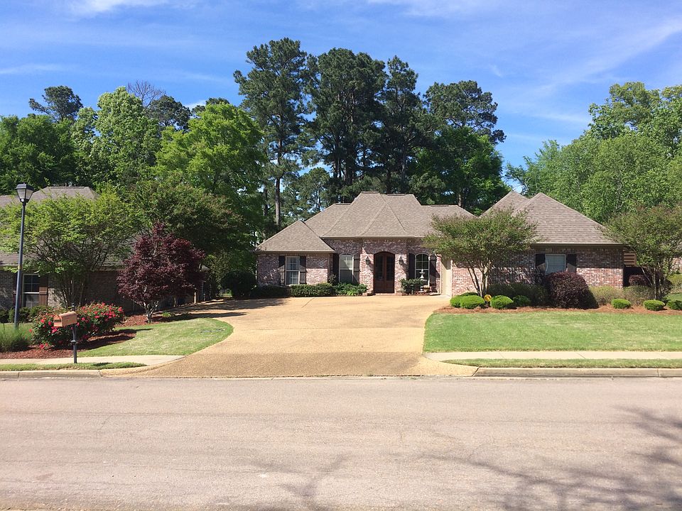 1st image of 428 Meadowgreen Ln