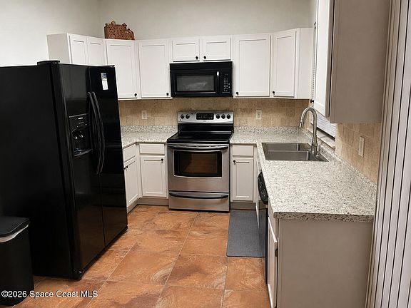 5th image of 3665 SE 137th Ln