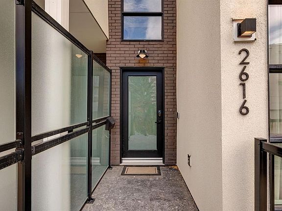 3rd image of 2616 E 17th St SW