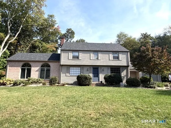 62 Buttonball Lane, Glastonbury, CT 06033