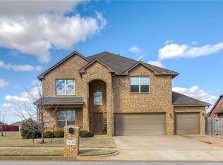 11117 SW 40th St, Mustang, OK 73064