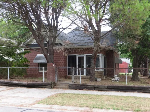 1811 S T St, Fort Smith, AR 72901