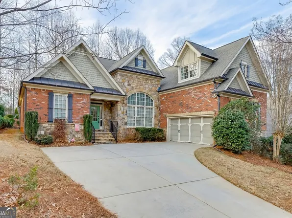 1360 Ashbury Park Dr, Hoschton, GA 30548