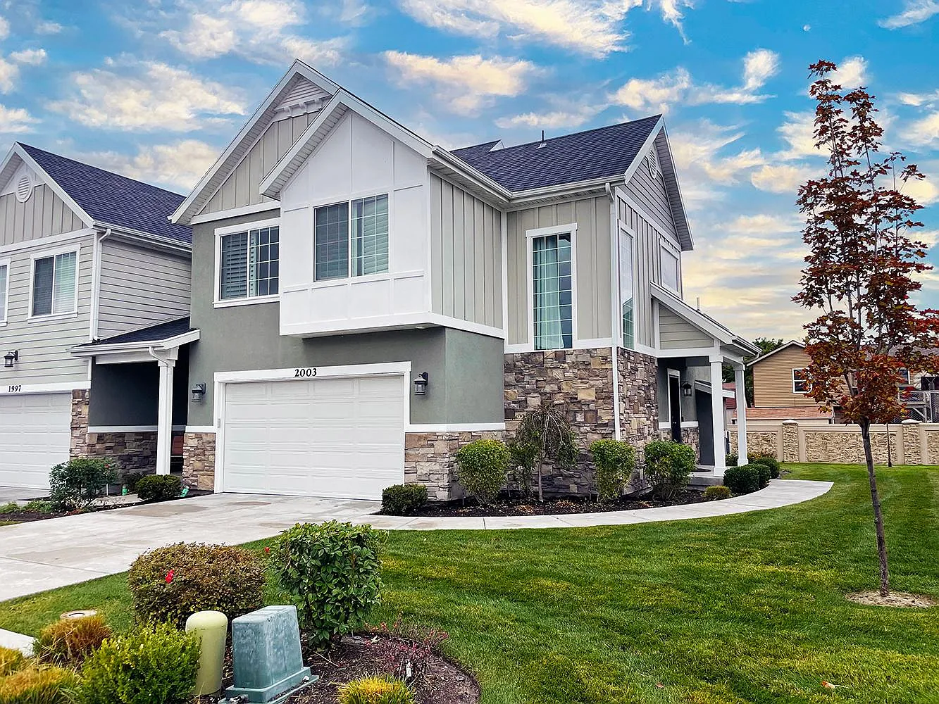 2003 W Park Rim Way — Photo 1