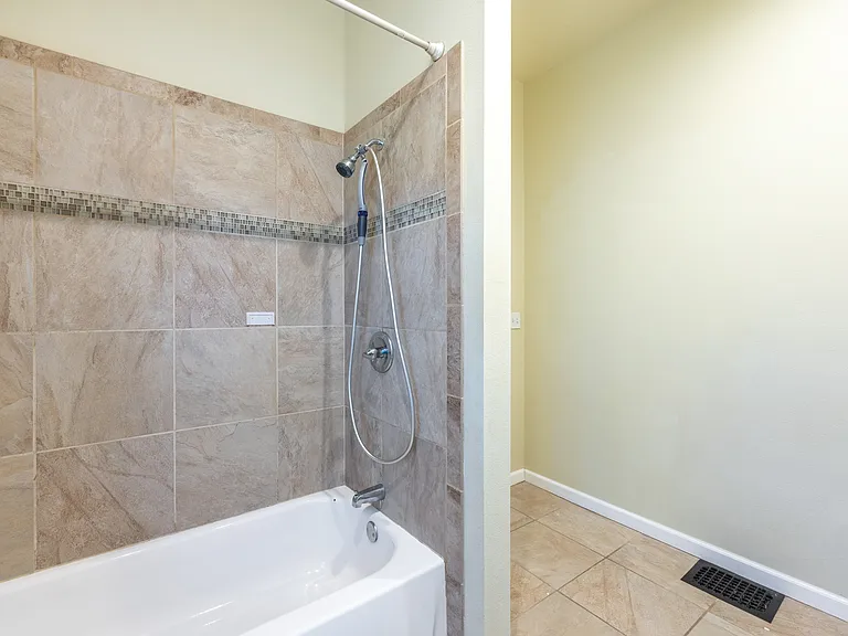 en suite bathroom