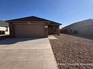 306 E 77th St, Lubbock, TX 79404