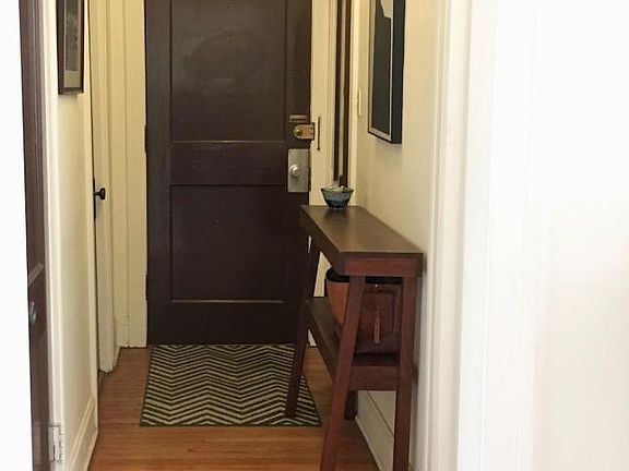 5th image of 1620 W Ainslie St APT 2