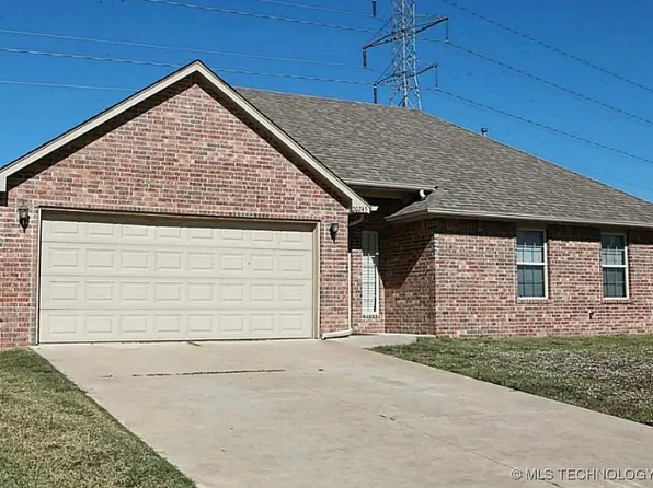 20245 E 36th Pl, Broken Arrow, OK 74014