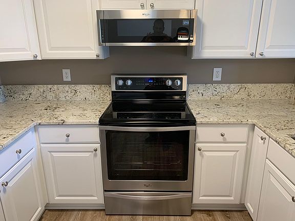 New High End Whirpool Appliances