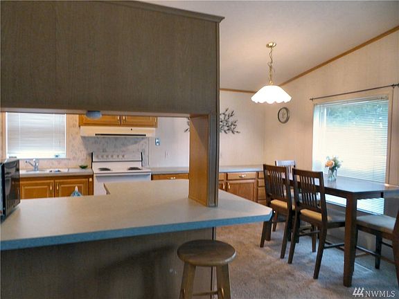 5th image of 16204 63rd Avenue Ct E #243