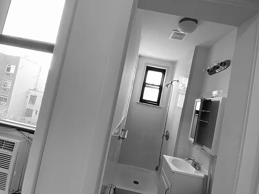 Rented by TheRealEstateCompany.com LLC | media 23
