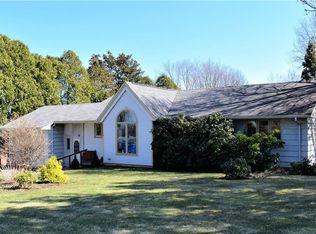 28 Skyline Dr, Farmington, CT 06032