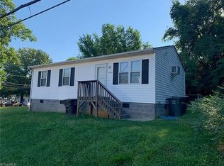 204 Holt Ave, Greensboro, NC 27405