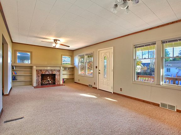 3rd image of 808 S Oakes St