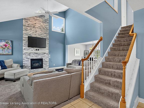 5th image of 1248 Berkshire Dr