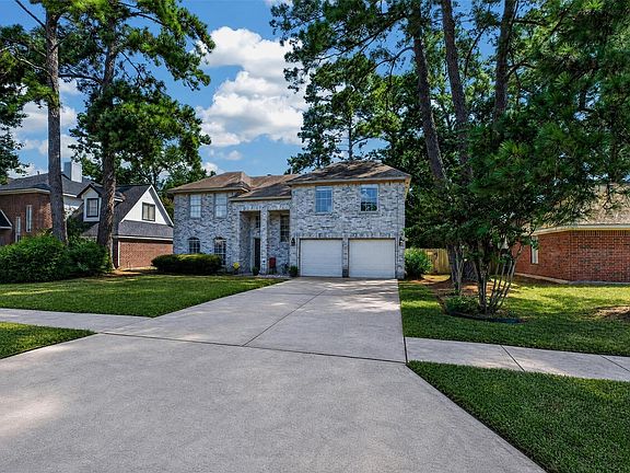 2nd image of 17826 Seven Pines Dr