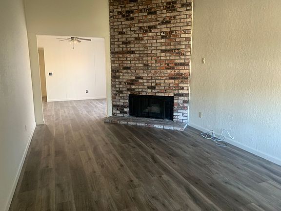 4th image of 5536 Aspenwood Ct #5536