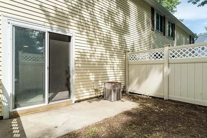 Village Hill Ln — Photo 3