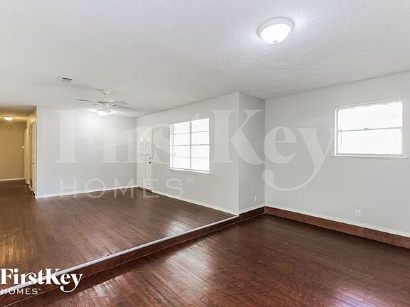 5th image of 702 N Horne St