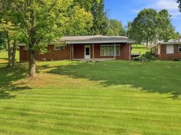312 Flatwoods Rd, Vanderbilt, PA 15486