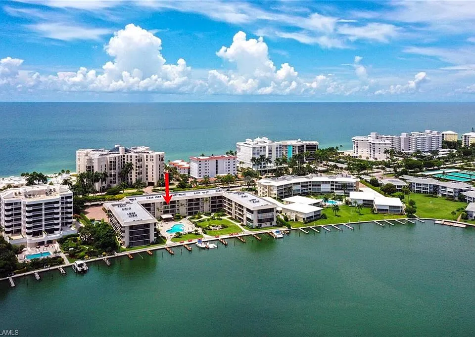3200 Gulf Shore Blvd N #308