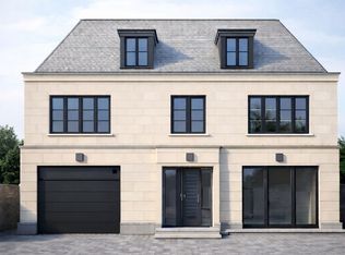 11 Old Colony Rd, Toronto, ON M2L 2J7