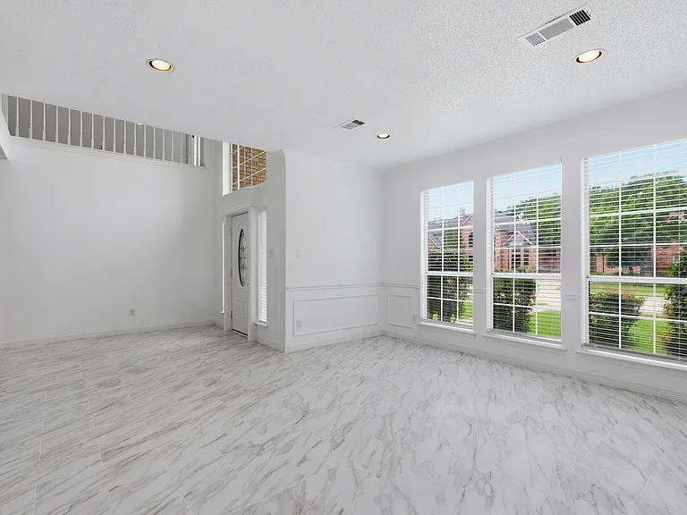 305 W Mill Valley Dr — Photo 5