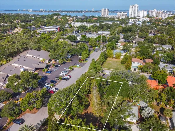 654 Lafayette Ct #40, Sarasota, FL 34236