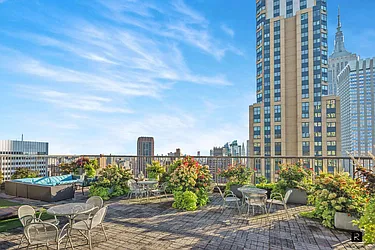 Rented by R New York