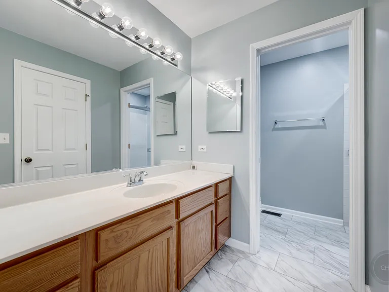 2835 White Thorn Cir — Photo 19