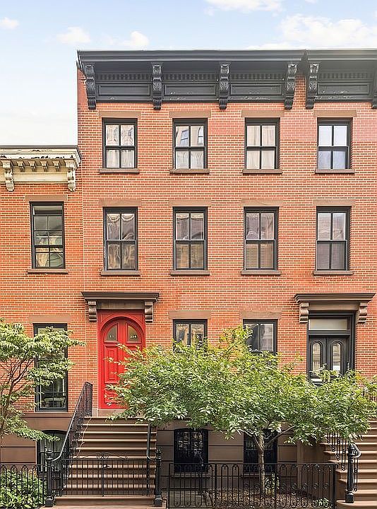 1st image of 141 Saint Felix St