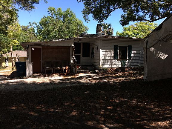 4th image of 1015 Marion St