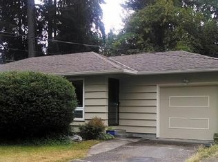 18705 12th Ave NE, Seattle, WA 98155