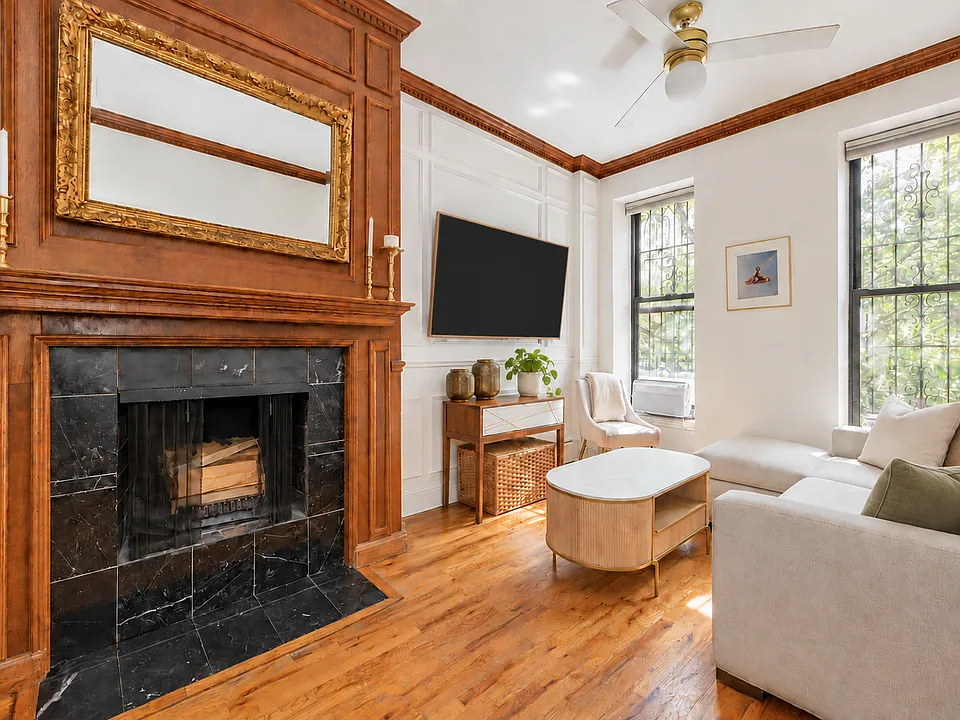 101 Sterling Pl #2