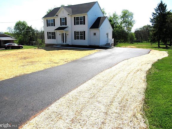 2nd image of 957 Spring City Rd