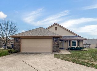 1009 SW 7th St, Lees Summit, MO 64081