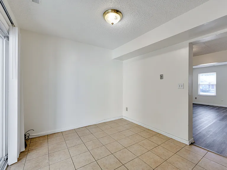 1132 Clear Springs Rd — Photo 14