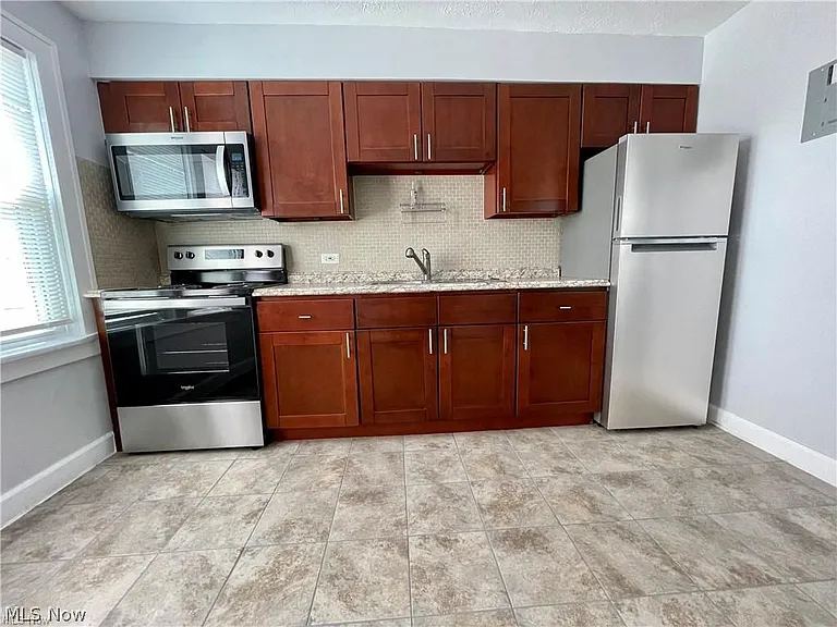 13501 Lakewood Heights Blvd #3 — Photo 5