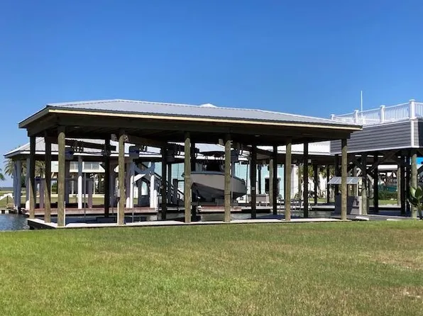39 Bird Reef Ct, Grand Isle, LA 70358