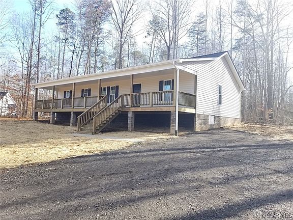 4th image of 14930 Evergreen Ct