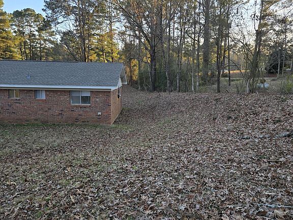 5th image of 3553 Jones Loop