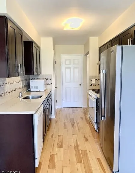 305 Marten Rd — Photo 6